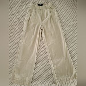 Hollister Women's Cream Trousers